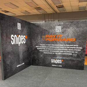 L Shaped thick foam board wall - Image 1